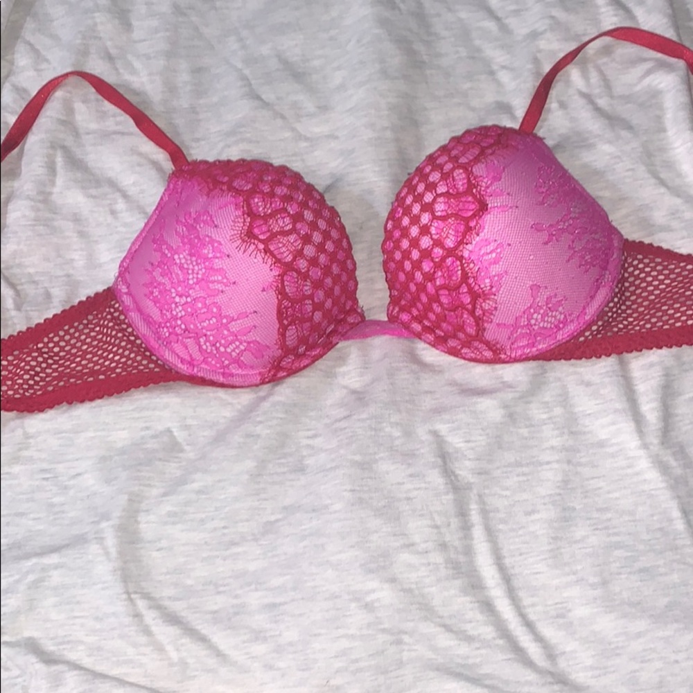 Vs BOMBSHELL